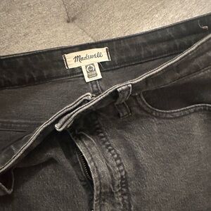 Madewell the curvy perfect vintage jean size 29